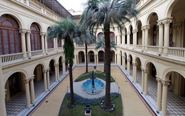 patio interior de las palmeras, Casa Rosada