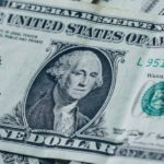 billetes de dólar